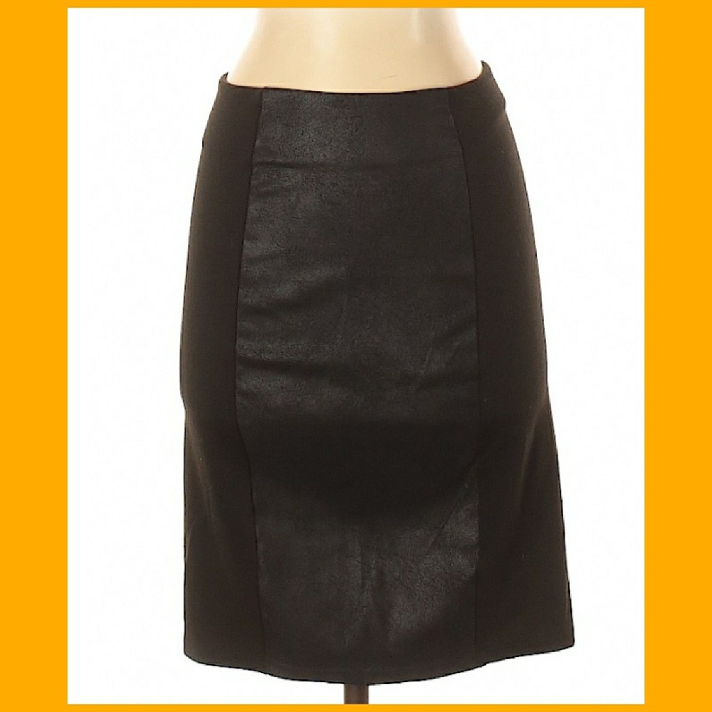 Xhilaration Black Skirt w/ Zipper &‎ Split-NWT